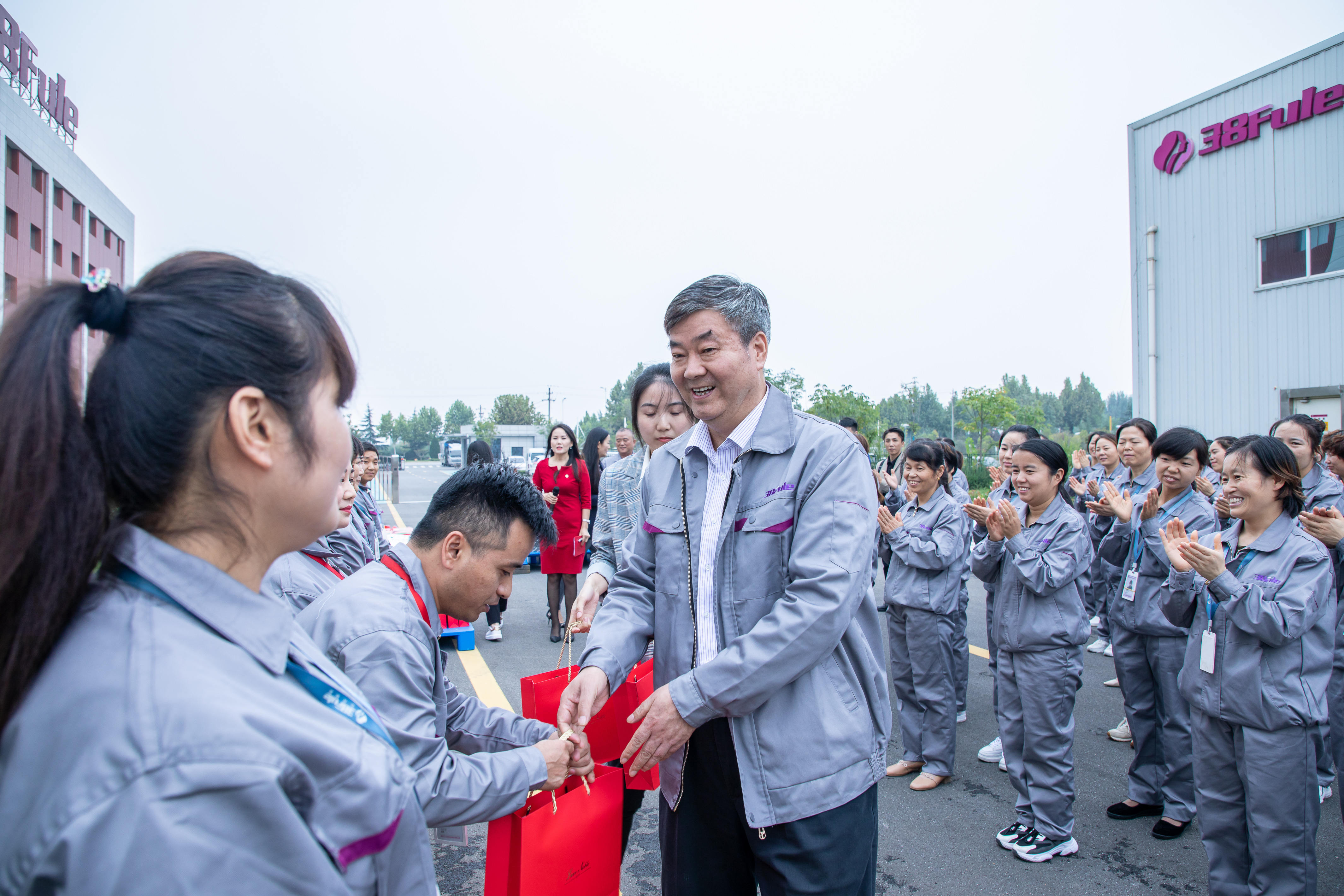 三八妇乐袁晓锋：积极承担企业主体责任，为推动高质量发展做出贡献！